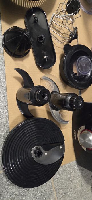 Robot kuchenny, wielofunkcyjny