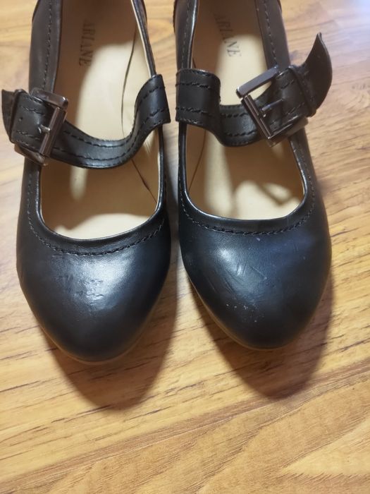 Buty na koturnie Ariane rozmiar 37