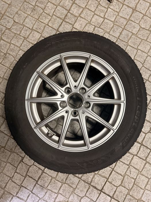 Jantes Originais Mercedes 16” com Pneus Hankook – Excelente Estado