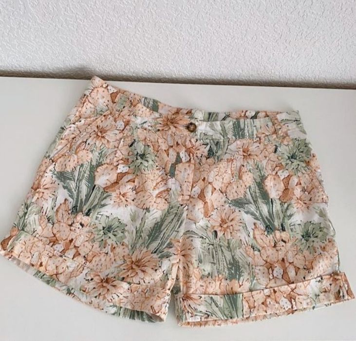 Жіночі льняні шорти Esmara.