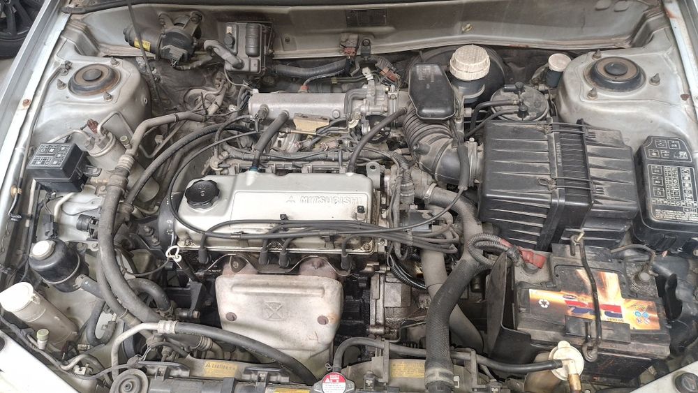 Mitsubishi lancer para peças