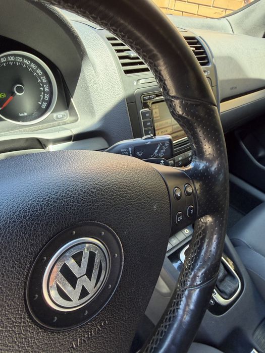 Volkswagen Golf GTI 2.0
