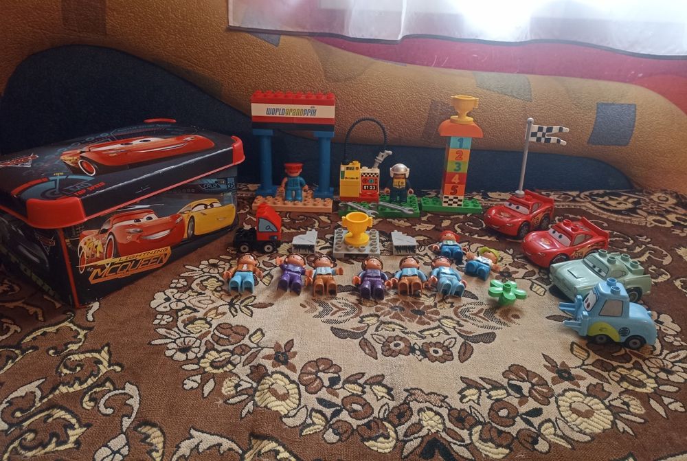 Набір машинок Lego Duplo серія Маквін 4 екземпляри