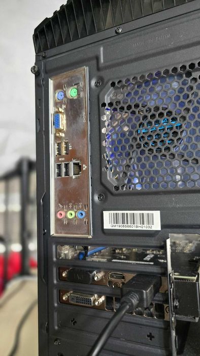 PC Torre Gaming [Garantia]  i5 + RX + SSD + W11 [Liquidação]