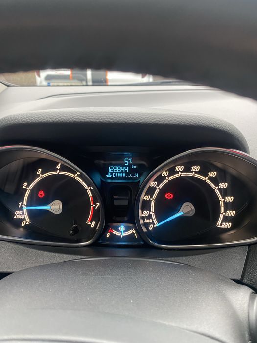 Ford bmax 1.0 2015 rok 122000 km nowy rozrzad.