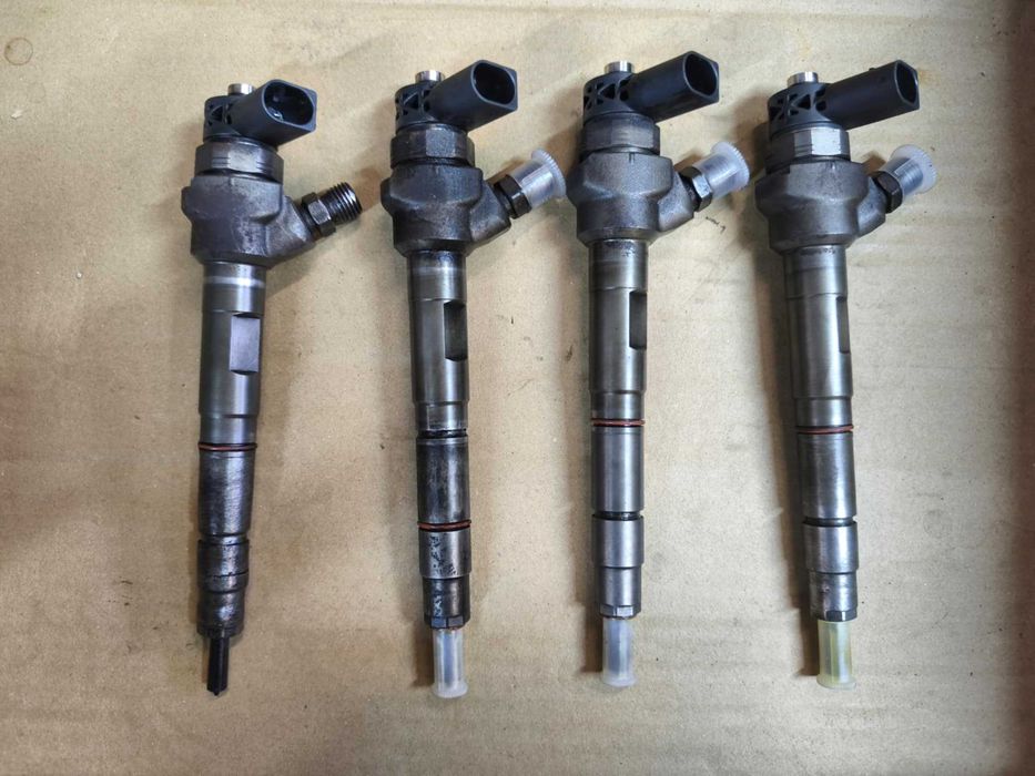 Wtryskiwacze AUDI Q5 2010