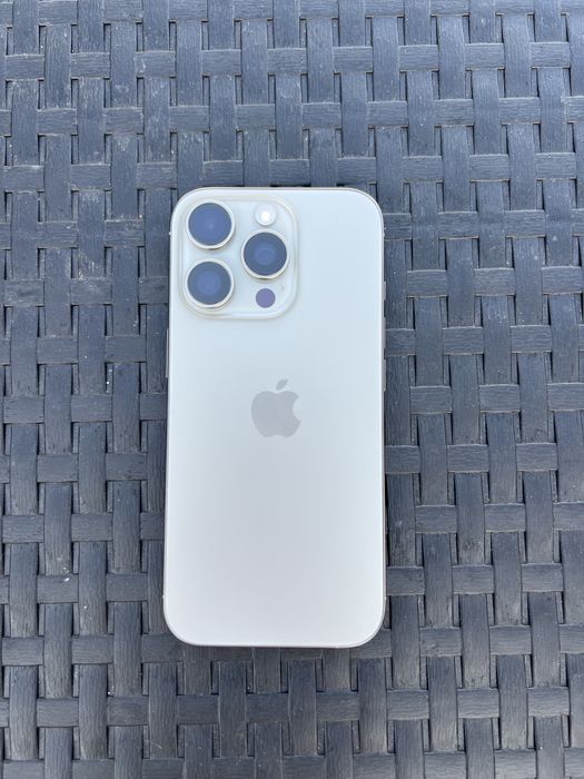 Iphone 16 Pro- Como novo