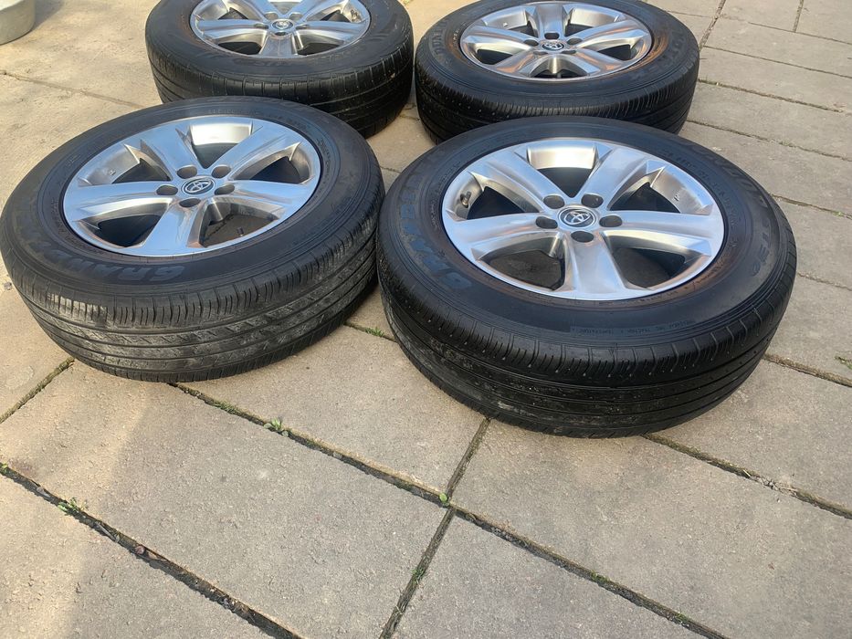 Шини Dunlop R17 225/65