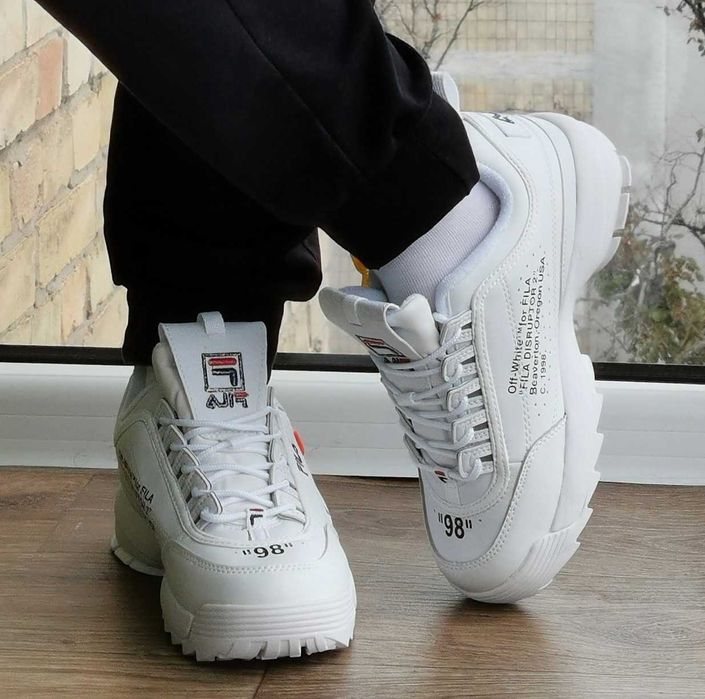 Женские кроссовки Fila Disruptor Белые Фила