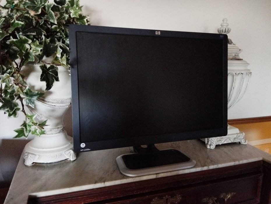 Monitor LCD 22" HP L2208w