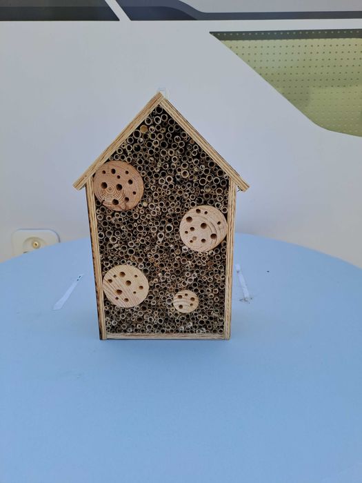 Budki lęgowe Karmniki dla ptaków Domki dla owadów  /   Produkcja