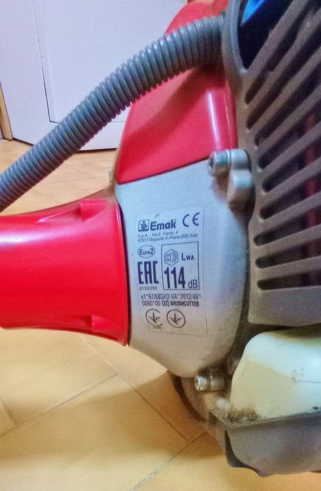 efco Stark 4410 T, 40.2cm³ Usada poucas horas.