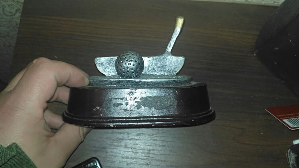 Фігурка м'ячика для ігри в гольф