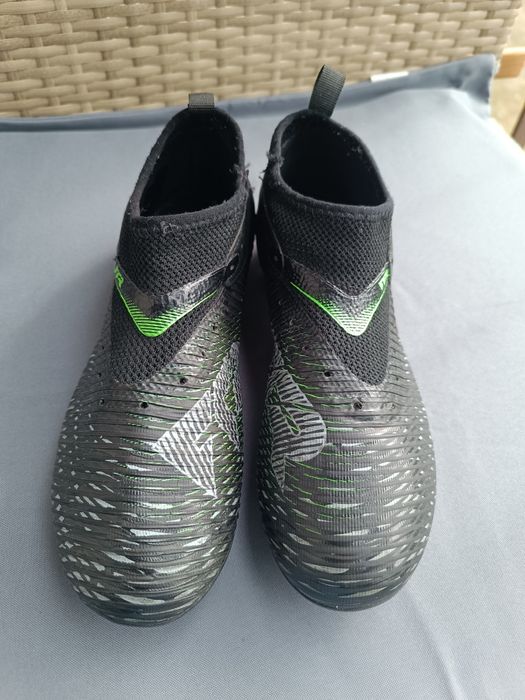 Korki buty pitkarskie PUMA lanki mtodziezowe
FUTURE 8 Match FG/AG JG 37