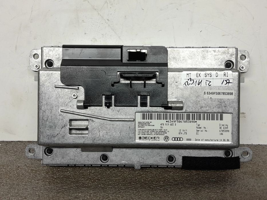 Display / ecrã de informações AUDI A6 (4F2, C6)