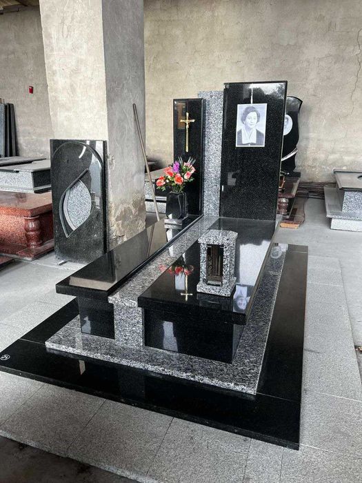 Памятники,бруківка;-Калуш,-Бурштин,-Долина. Фр-ка обл.