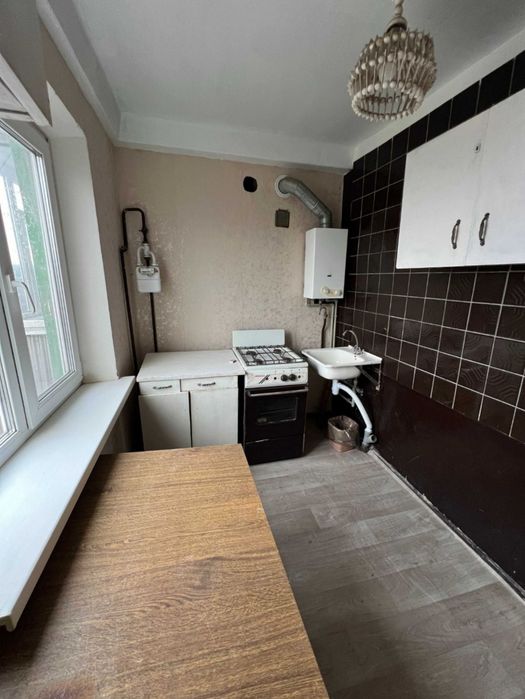 Продам 2 комнатную квартиру на Никопольской