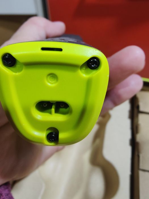 Універсальний тример Philips серії 7000