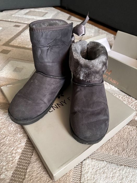 Угги жіночі 40р.