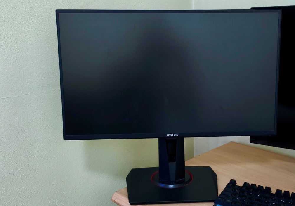 Vendo computador, monitor, teclado e mouse.