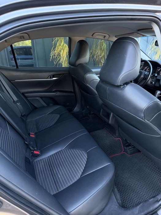 Tayota camry 2019