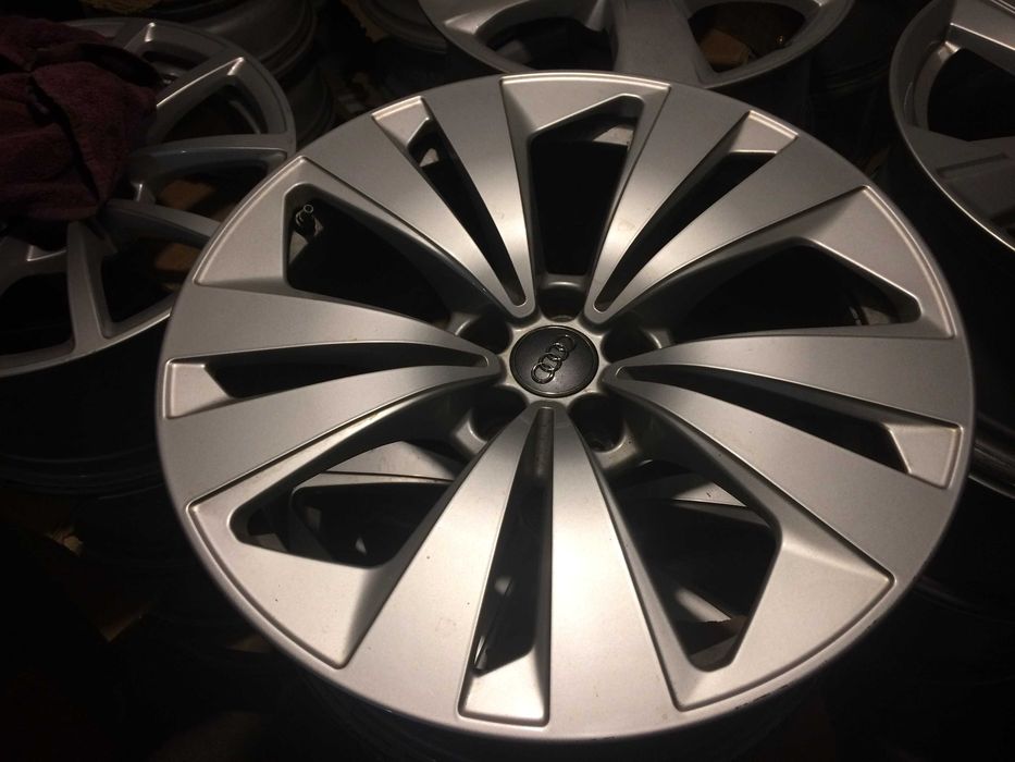 Felgi 19'' 5x112 OE Audi Skoda Seat VW 8,5x19 ET20 BMW Mercedes