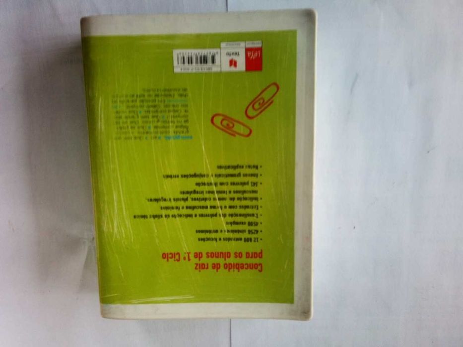 Dicionário escolar Ilustrado - 1º Ciclo