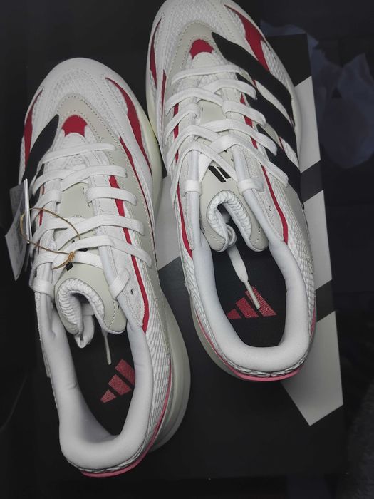 Buty  adidas Lightblaze