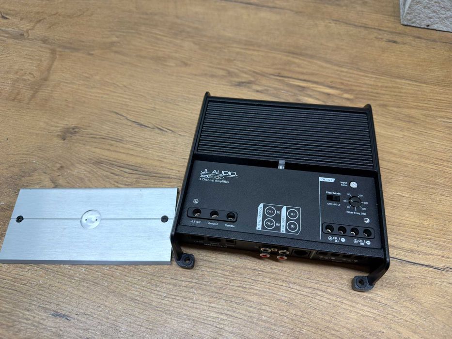 wzmacniacz 2-kanałowy JL-Audio XD200/2 małe wymiary