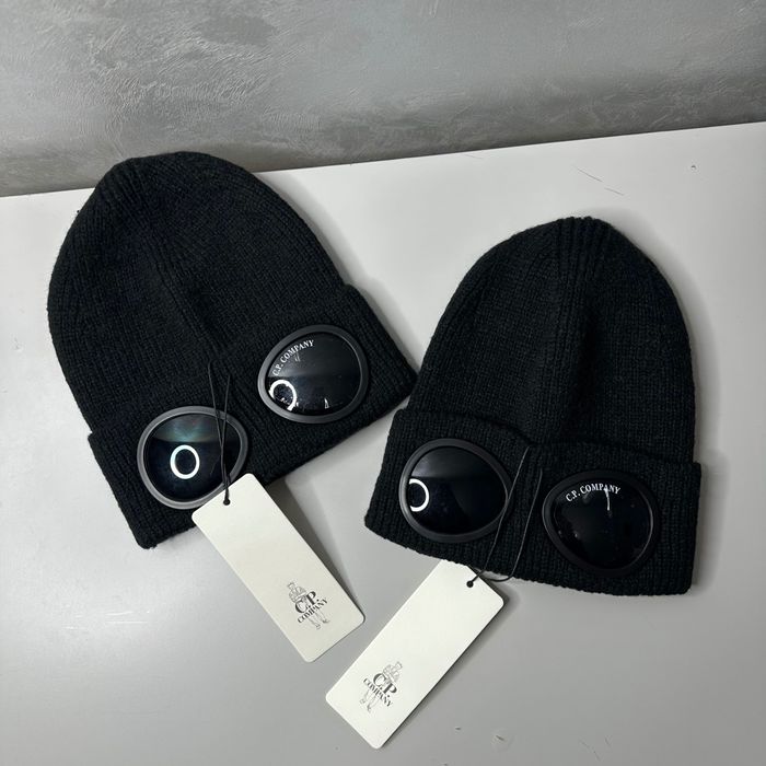 Шапка CP Company Double Lens