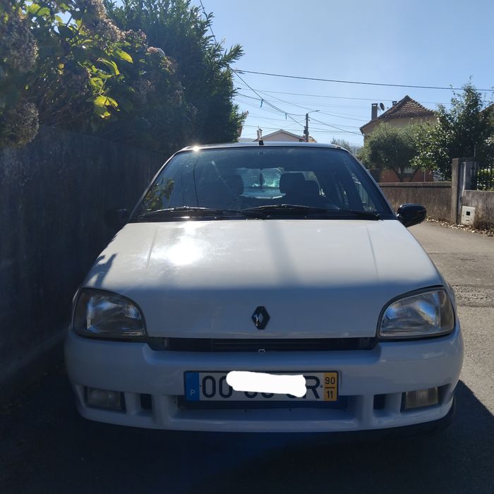 Renault clio 1.9 dti 5lugares com material williams