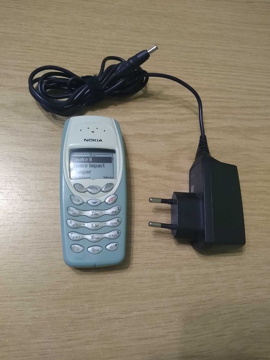 Nokia 3410 z ładowarką, sprawna