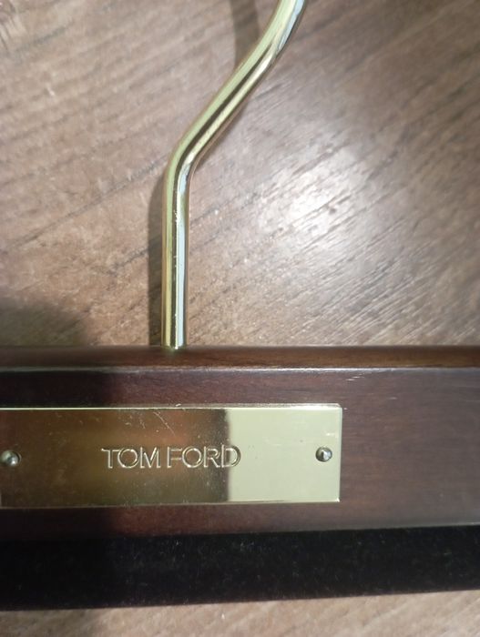 вішак том форд  tom ford