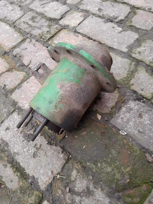 Корпус моста Джон Дір 330 John Deere 330