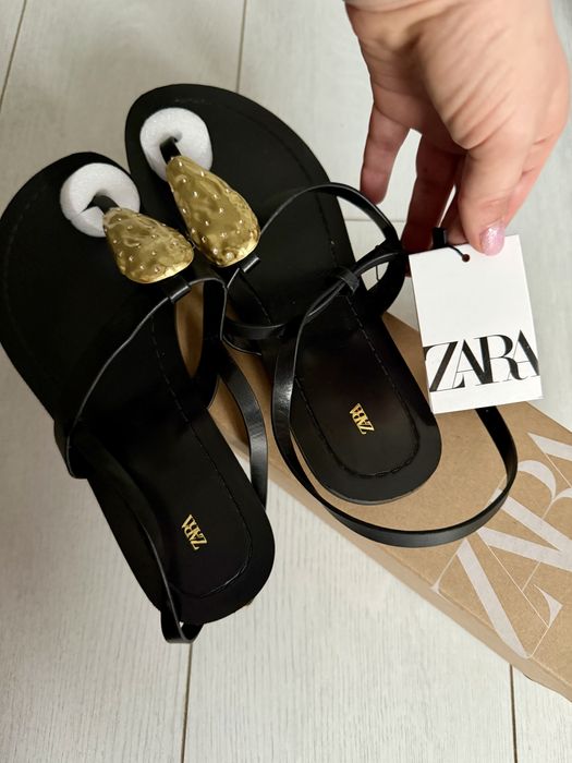 Босоніжки (сандалі) Zara 38 розмір