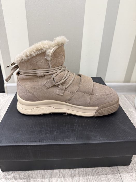 Ботинки Lonza  женские зимние 39 размер