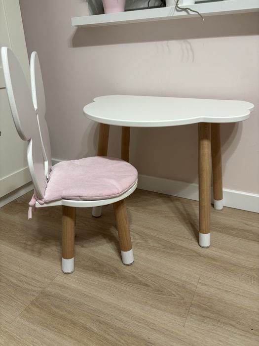 Stolik dzieciecy chmurka z krzesełkiem motylek drewno