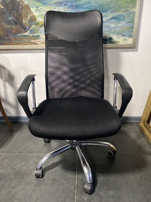 Крісло офісне вживане JYSK