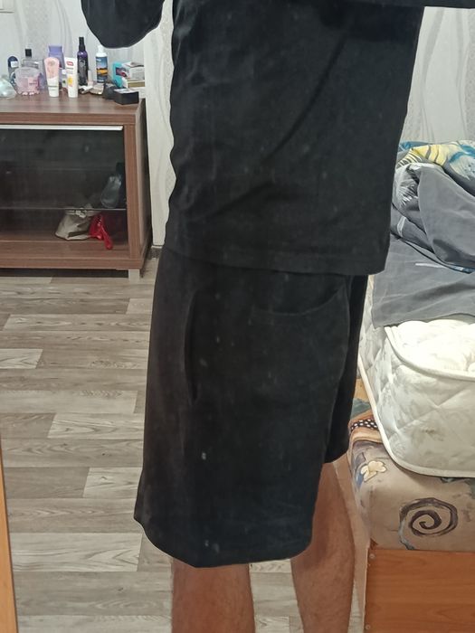 Шорти Essentials L