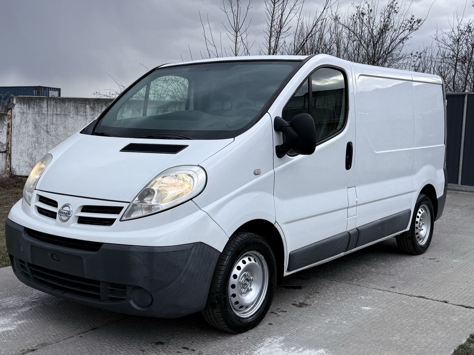 Продам Renault Trafic 2.0D 2011