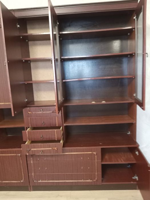 Стінка в залу 2 шт.