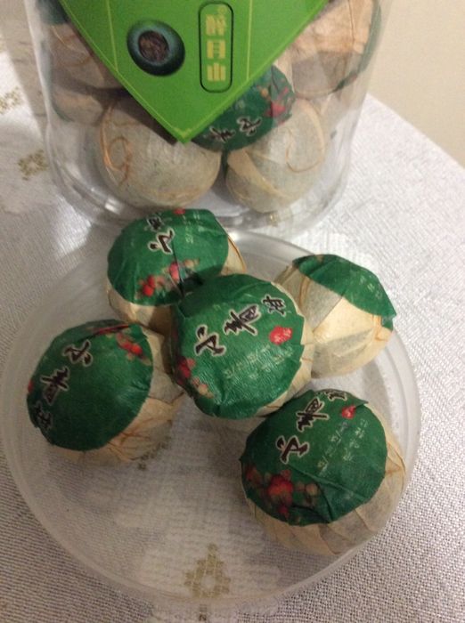 Чай пуер в мандарине