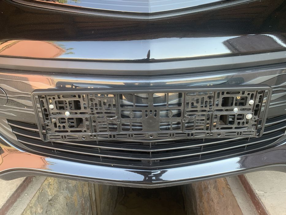 Подіум під номер (передній) Chevrolet Bolt EV 2017-2021