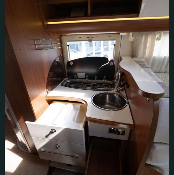 Autocaravana autostar cama central