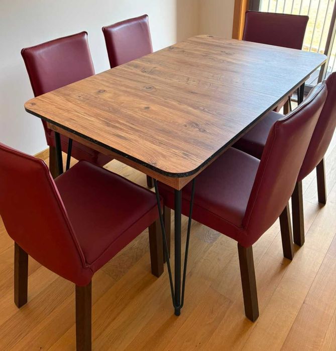 Mesa de jantar extensível como nova