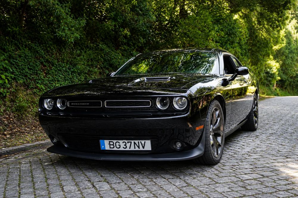 Dodge Challenger Auto SXT Plus