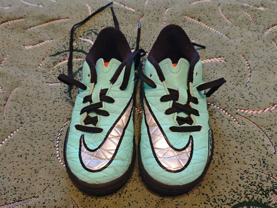 nike hypervenom - купити дитяче взуття - Ціна на OLX.ua