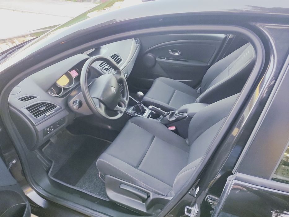 Renault Megane 1.6B. 110 KM