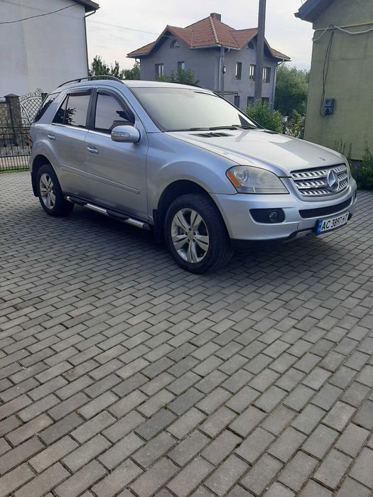 Мерседес МЛ-350. Газ-бензин.