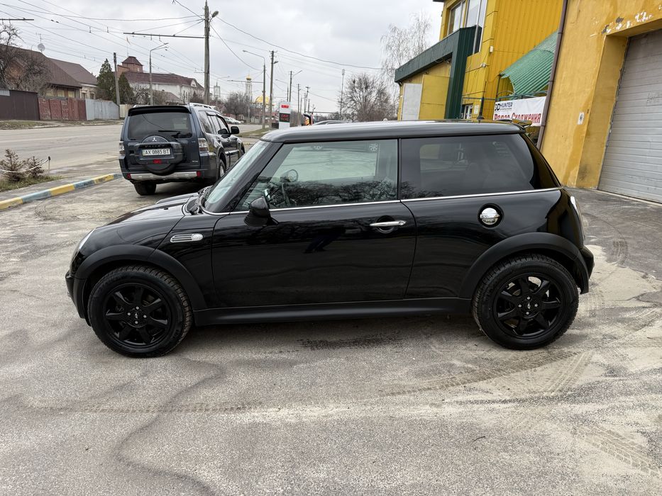 Продам Mini Cooper